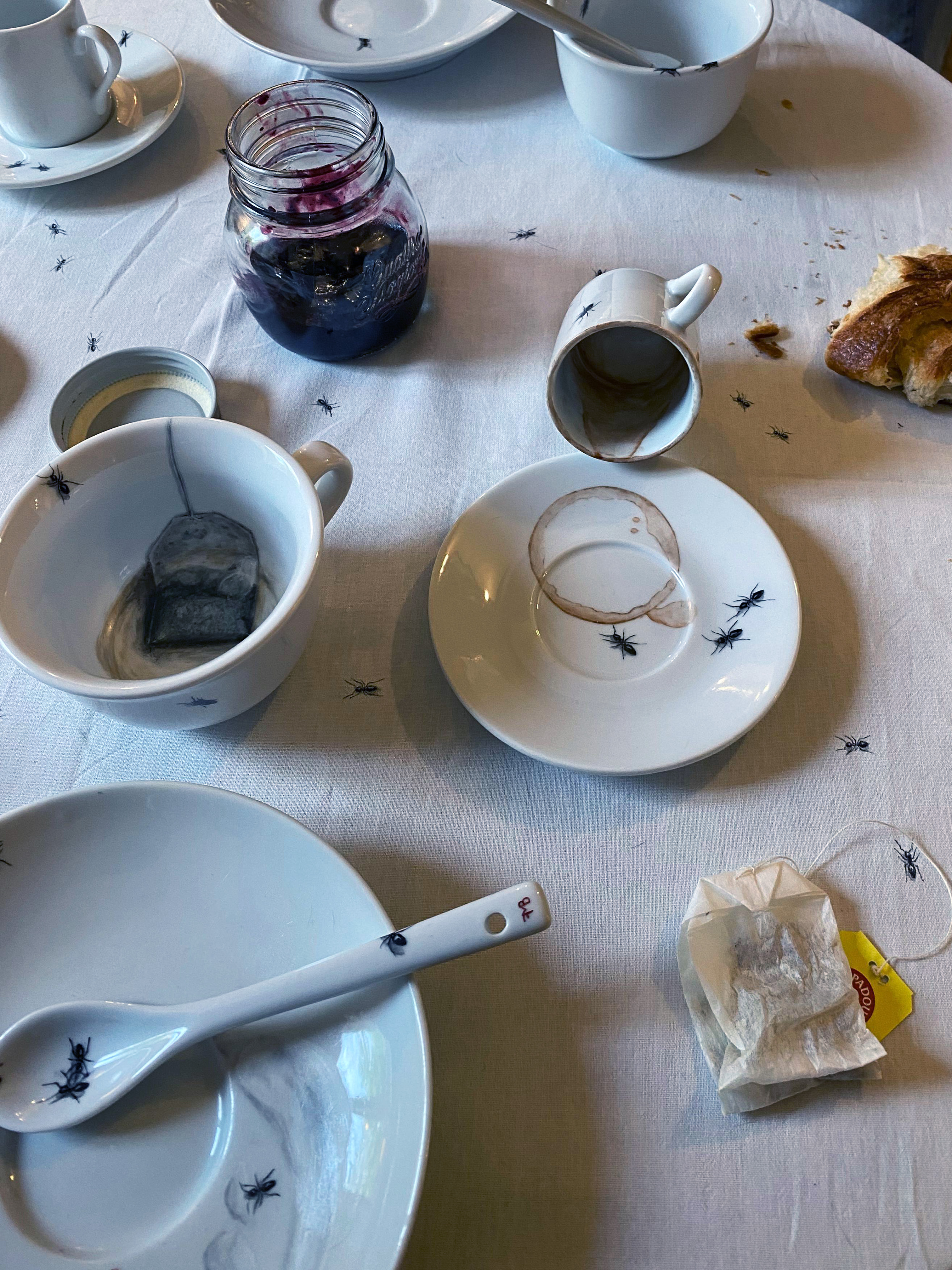 colazione abbandonata di benedetta faravelli